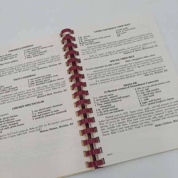 Cultural Favorites From The Kitchen Knox Center - Picture 6 of 7